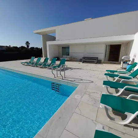 Casa Dos Pátios Villa *