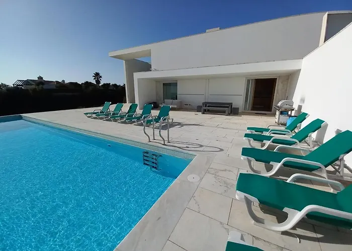 Casa Dos Pátios Villa *